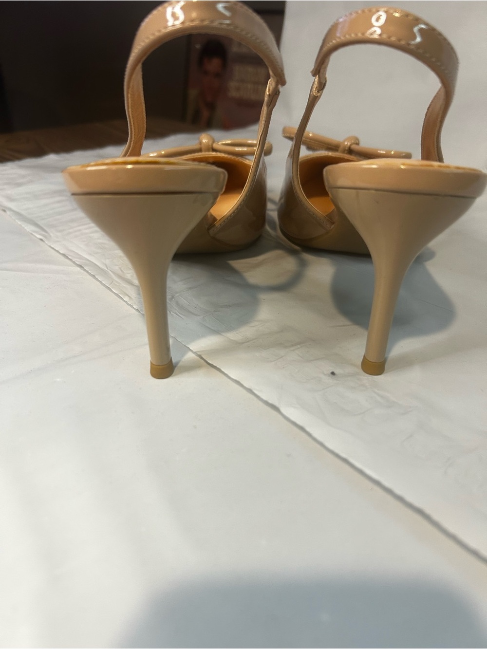 ROUGE Nude Patent Pointed-Toe Slingback Pumps with Bow Size 9. EUC - Picture 9 of 9
